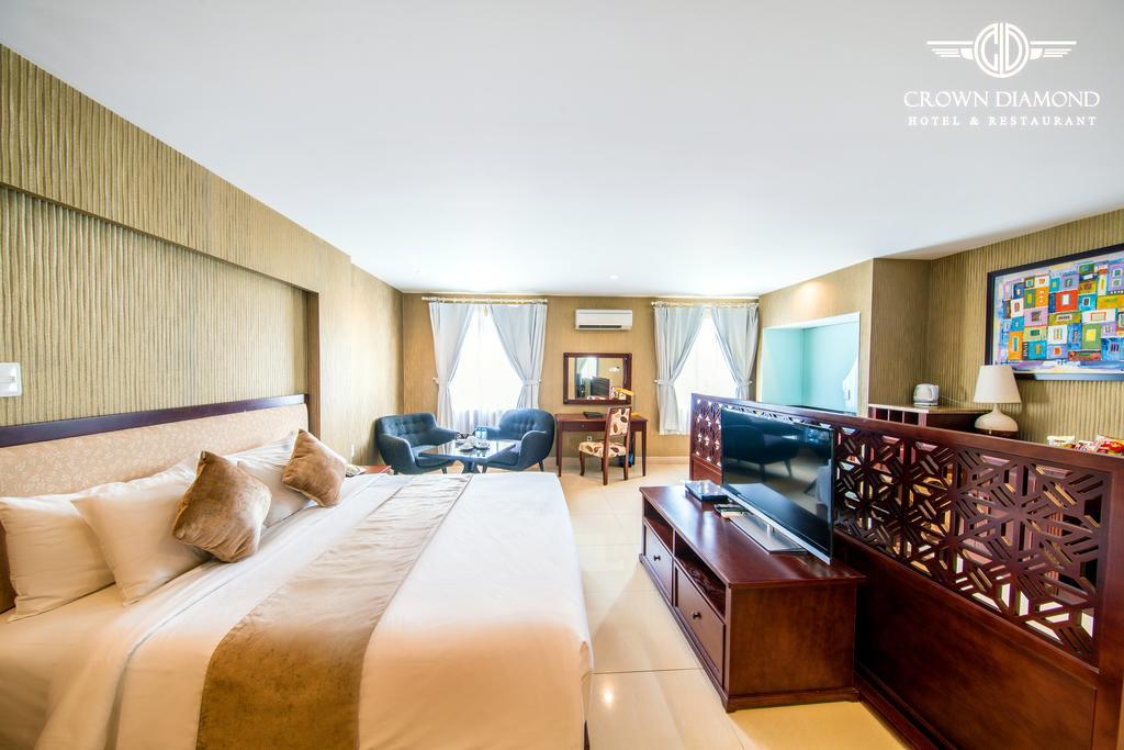 Crown Diamond Hotel - Phu My Hung District 7 Ho-Chi-Minh-Stadt Zimmer foto
